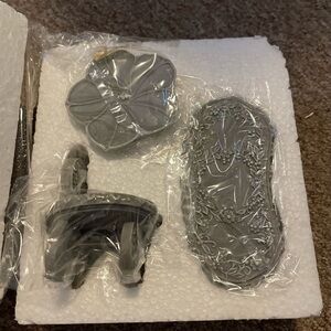 Enesco Cherished Teddies Garden Furniture Figures NIB - never displayed.